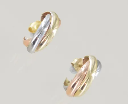 Ett par örhängen 3 färger diam 1,2 cm 14K Vikt: 2,4 g