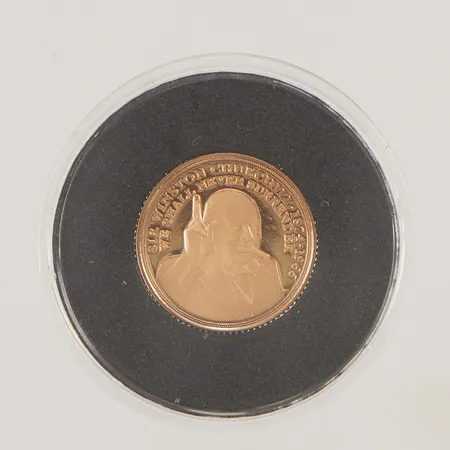 Mynt Elizabeth II 2020, Sir Winston Churchill 1874-1966 We Shall Never Surrender, 22K 4g.