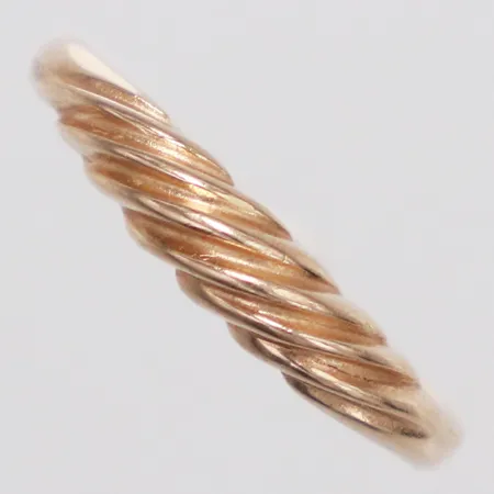 Ring rödguld stl:17¾ bredd 2-4mm 14K Vikt: 2,2 g