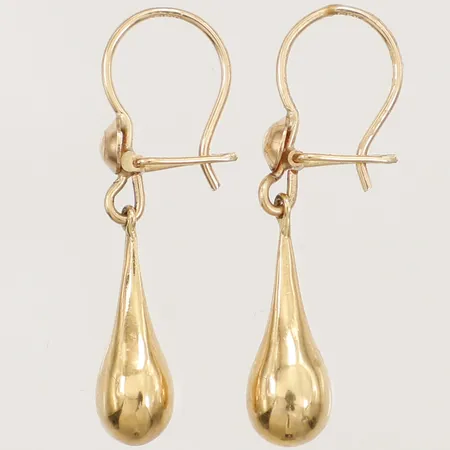 Ett par örhängen droppar längd 32mm, bredd 5,7mm, 18K Vikt: 1,9 g