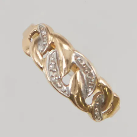 Ring pansar med diamanter 8x ca 0,0025ct, stl:18 bredd 7mm något skev skena, 18K 1,9g.