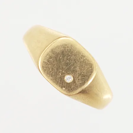 Klackring med diamant 1x0,01ct stl:20½, bredd 3-10mm, 18K Vikt: 5,5 g