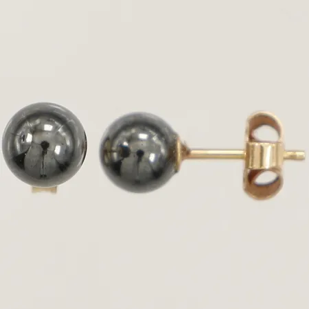 Ett par örhängen med hematit Ø6mm, 18K  Vikt: 1,8 g