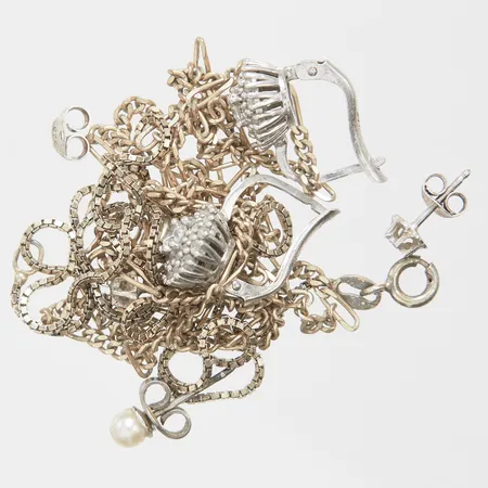 Diverse silver defekta 925/1000, bruttovikt: 12,3g.