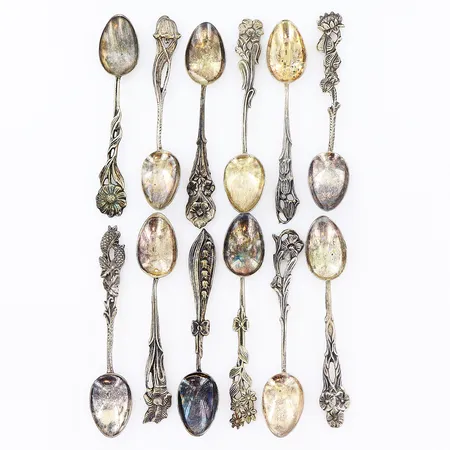 12 moccaskedar Svenska Floran  10cm, Gewe, silver. Vikt: 105,1 g