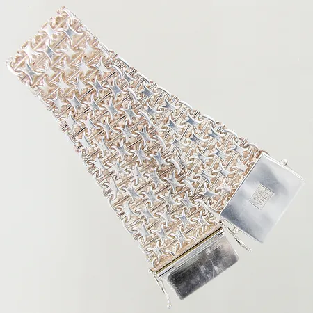 Armband X-länk med stav Guldfynd, längd 19,5cm, bredd 25,2mm, en låsåtta skev, silver 925/1000 Vikt: 51,2 g