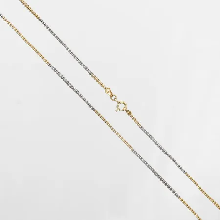 Kedja gul/vitguld längd 55cm, bredd 1,5mm, 18K.  Vikt: 7,5 g