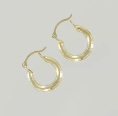 Ett par örhängen diam 1cm, 14K Vikt: 0,3 g