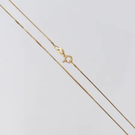 Kedja Venezia längd 37,5cm bredd 0,7mm 18K.  Vikt: 1,7 g