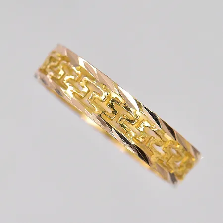 Ring mönstrad stl:18 bredd 4,6mm 14K Vikt: 1,1 g