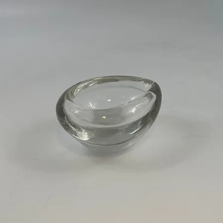 Skål signerad Tapio Wirkala Itala,längd ca 11 cm,någon repa/små fotnagg.