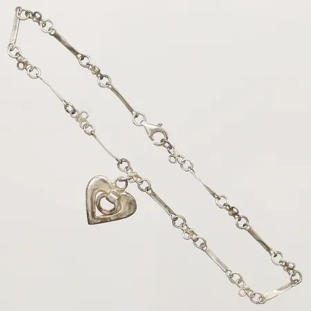 Vristlänk med berlock hjärta längd 24cm, bredd 2,5mm, 925/1000 silver Vikt: 4,7 g