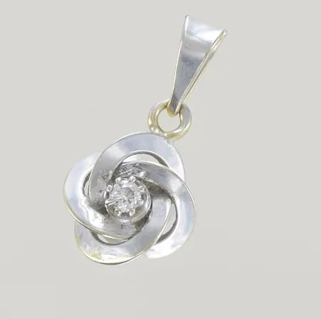 Hänge med sten längd 1,8cm bredd 8,6mm, 18K Vikt: 1 g