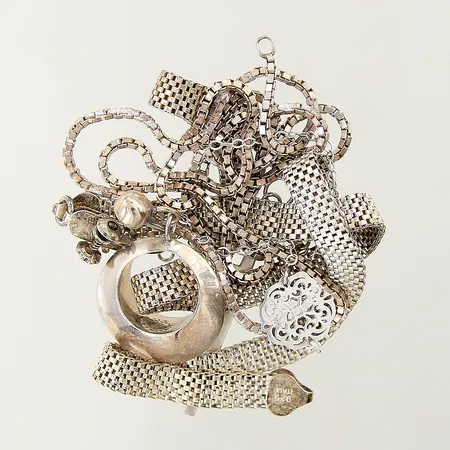 Silversmycken, udda, defekta, silver 925/1000 Vikt: 30,5 g