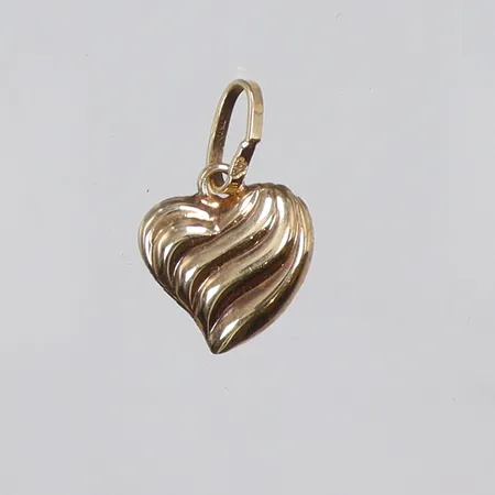 Hänge Hjärta mönstrat 8x14mm inklusive hängöglan 18K Vikt: 0,3 g