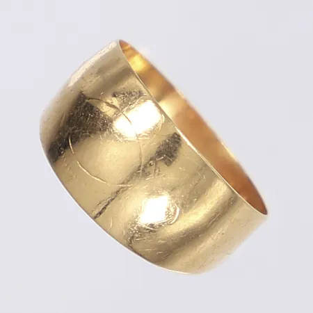 Ring svenska stämplar 1959 stl: 17½ bredd 4-10mm 18K Vikt: 1,7 g