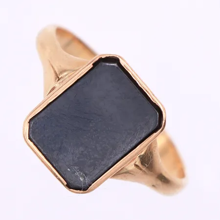 Klackring med sten,storlek 20 mm,bredd 2.4-13.5 mm,18k. Vikt: 5 g