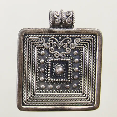Hänge med dekor 48x40mm silver 925/1000 Vikt: 18,2 g