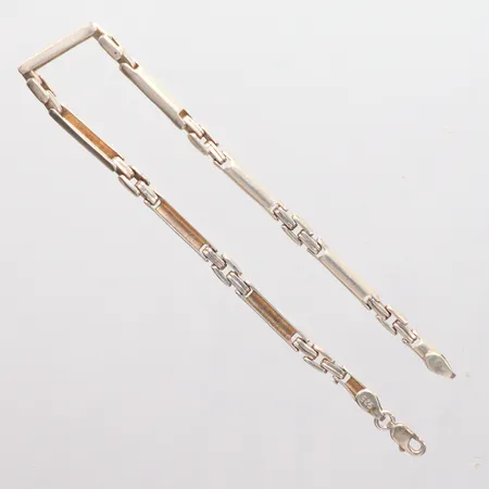 Armband längd 20cm, bredd 4mm, 925/1000 Silver. Vikt: 6,9 g