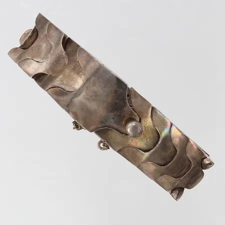 Armband med säkerhetskedja längd ca 19cm bredd 20mm, Silver 925/1000.  Vikt: 129,8 g