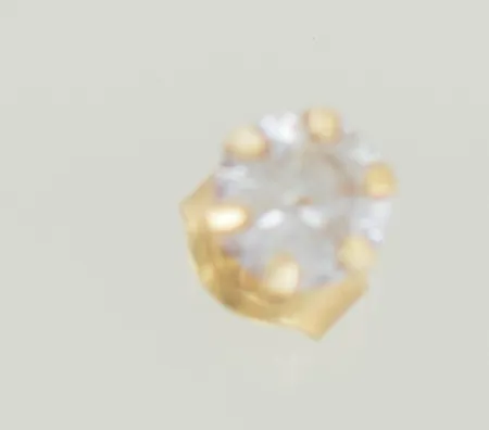 Singel örhänge bredd 5 mm, 18K Vikt: 0,5 g