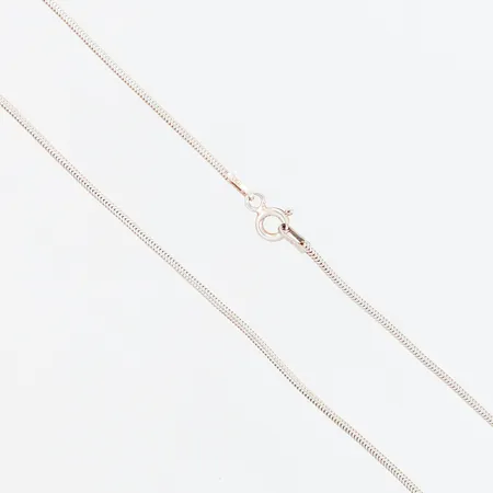 Kedja ormlänk 44cm, 1mm, mindre skevheter, silver 925/1000 Vikt: 3,4 g