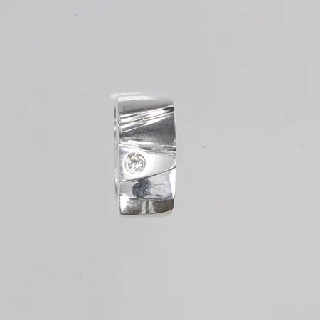 Hänge med vit sten, silver 925/1000 Vikt: 2,7 g