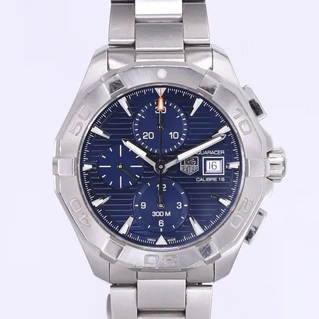 Herrur Tag Heuer Aquaracer Ø44mm, automat, kronograf, datum, cal. 16, ref CAY2112-2, serienummer RHL1572, stål, bruksslitage, repor, djupare repor på ring, stållänk ca 17,5cm, repig, repigt spänne, box och cert Jarl Sandin 2019