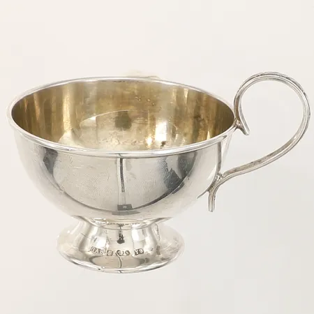 Punchkopp Guldsmedsaktiebolaget i Stockholm år 1973 höjd 3cm silver 830/1000 Vikt: 34,6 g