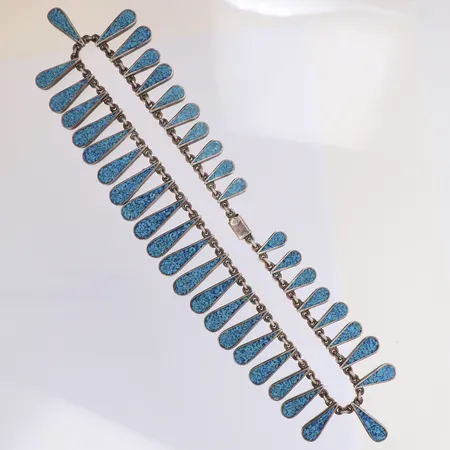 Collier med blå stenar längd 42,5cm, bredd 16-28,8mm, Mexiko, silver 925/1000 Vikt: 92 g