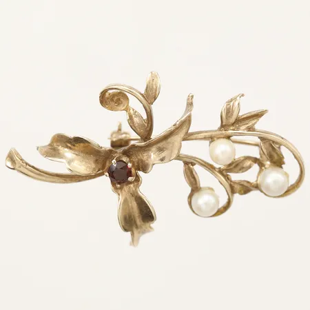 Brosch med pärlor och sten, längd 29,5mm, bredd 47,5mm, 9K  Vikt: 7 g