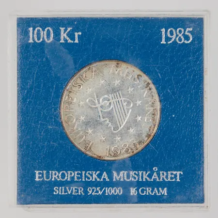 Minnesmynt Ø32mm Europeiska musikåret 1985 nominellt värde 100kr, plast etui, Silver 925/1000 Vikt: 16 g