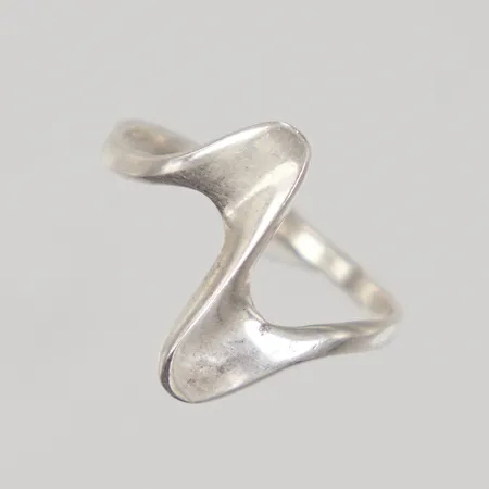 Ring Stl:16½, bredd 15mm, Silver 925/100 Vikt: 1 g