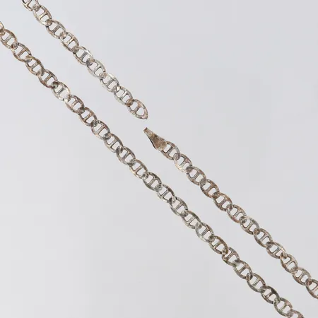 Kedja Marina defekt saknar lås Silver 925/1000.  Vikt: 13,2 g