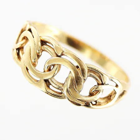 Ring Bismarck Guldfynd stl:17½ bredd 2-8mm 18K.  Vikt: 2,4 g