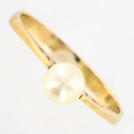 Ring med odlad pärla stl:17½, pärlan ca 5mm, 18K Vikt: 1,5 g
