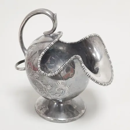 Sockerskål höjd 14cm, nysilver.