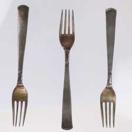 3 Dessertgafflar modell Rosenholm längd 13,5cm, GAB, silver 830/1000 Vikt: 60,4 g