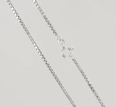 Halskedja venezia längd 42 cm, bredd 1,7 mm, silver 925/1000  Vikt: 7 g