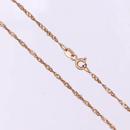 Collier,längd ca 40 cm,bredd ca 0.9 mm,18k. Vikt: 2,6 g