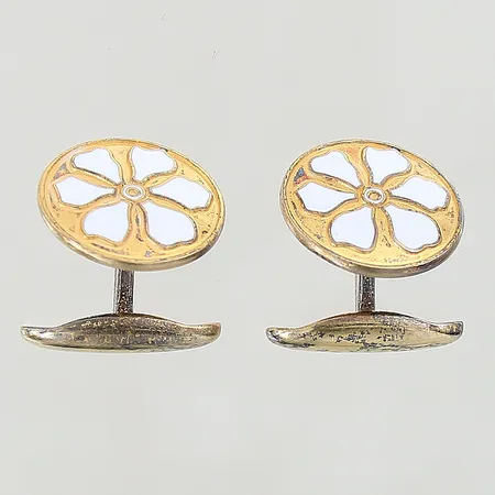 Ett par manschettknappar med emaljdekor, Ø19mm, förgyllt silver 830/1000 Vikt: 14,2 g