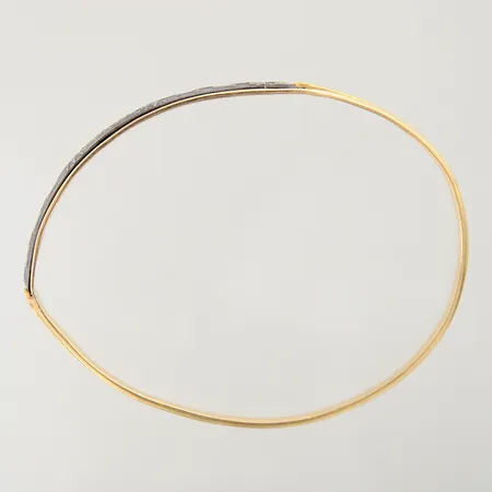 Armring, defekt, 18K  Vikt: 15,9 g