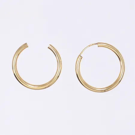 Diverse guld örhängen defekta 18K Vikt: 1,3 g