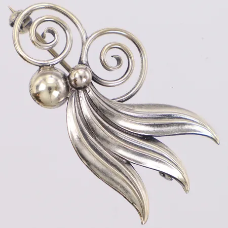 Brosch Max Standager Danmark längd 41mm, bredd 21,4mm, silver 925/1000 Vikt: 4,2 g