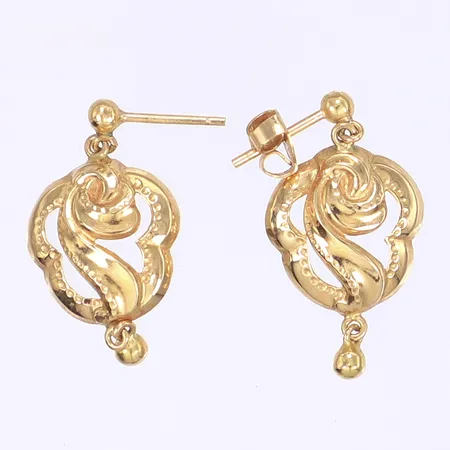 Ett par örhängen höjd 20mm en snurrebuss saknas 18K Vikt: 2 g