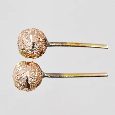 Örhängen Ø 5,9mm stoppar saknas mindre skador 14K Vikt: 0,9 g