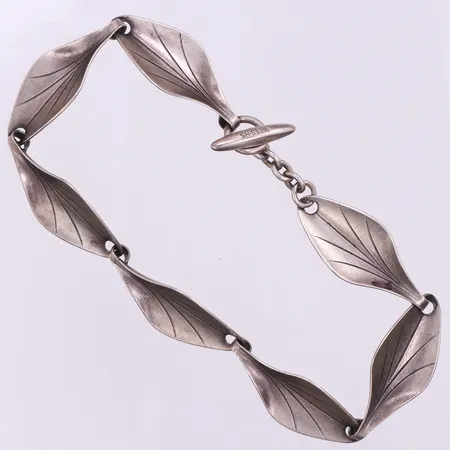 Armband,Herman Siersbol Danmark,längd ca 20 cm,bredd ca 12 mm,silver 925/1000. Vikt: 10,1 g