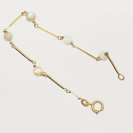 Armband med pärlor Ø5-5,5mm, längd 16,5cm, defekta pärlor och stavar, 18K Vikt: 3,4 g