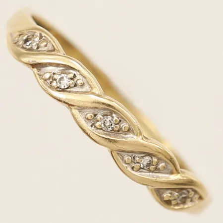 Ring bucklig defekt, 18K Vikt: 1,1 g