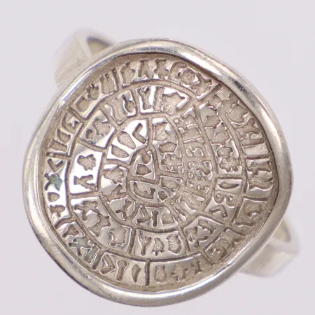 Ring med mönster stl:18½, bredd 1,4-17,6mm, silver 925/1000 Vikt: 3,9 g